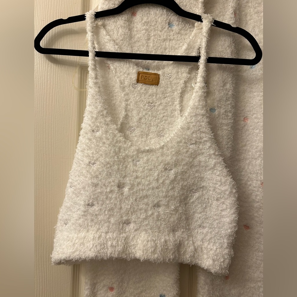EUC POL white lounge set with hearts size L fits Med-M/L - Picture 2 of 9